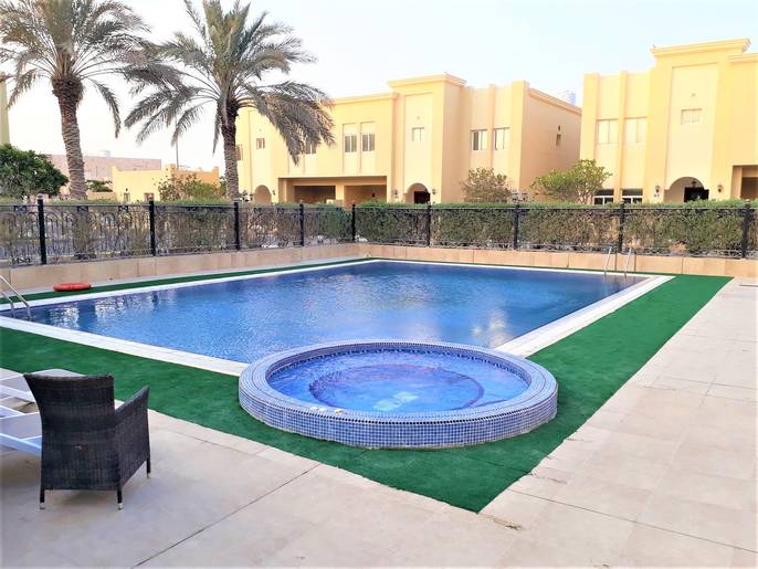 Compound Villas for Rent in Qatar with a Pool