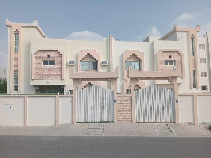 Villa for Rent in Madinat Khalifa South